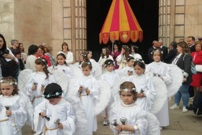 Presencia infantil en la procesión del Corpus 2023.