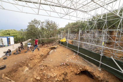 Superficie de trabajo que ha arrancado este año en Atapuerca sobre el yacimiento conocido como Penal, la entrada a Gran Dolina.