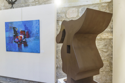 Recorrido virtual por las obras de 34 reconocidos artistas burgaleses en el campo de la pintura y la escultura.