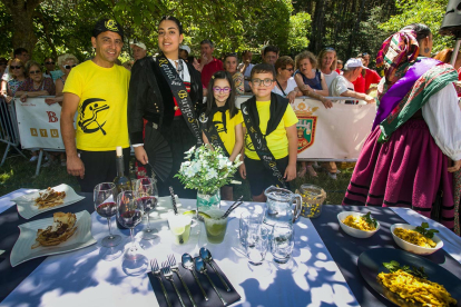 Una treintena de peñas participaron en el concurso del Buen Yantar.