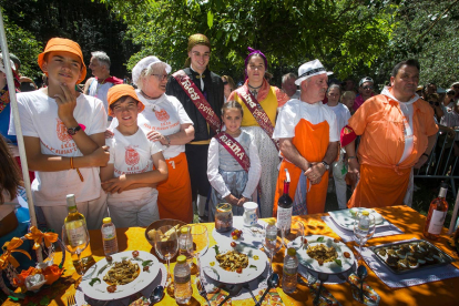 Una treintena de peñas participaron en el Buen Yantar.