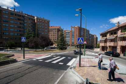 Paso de peatones de la calle Legión Española.