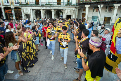 Homenaje de Burgos a los supercampeones de rugby