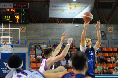 Gran triunfo del Grupo Ureta Tizona en su primer partido.