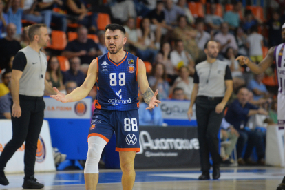 Gran triunfo del Grupo Ureta Tizona en su primer partido.