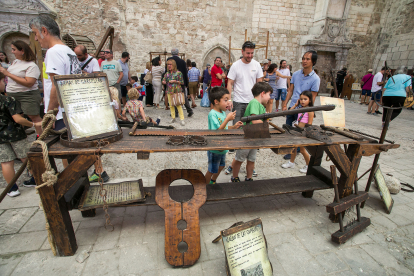 Instante de los talleres celebrados en el Monasterio de San Juan con motivo dentro de Burgos Cidiano.