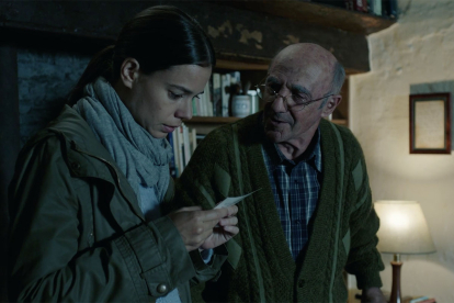 Laia Costa y Ramón Agirre, en un momento del largometraje.