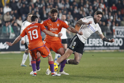 Imagen del partido entre el Burgos CF y el Albacete.