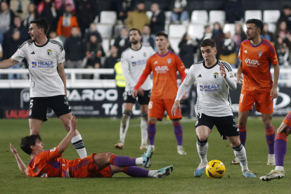 Imagen del partido entre el Burgos CF y el Albacete.