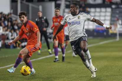 Imagen del partido entre el Burgos CF y el Albacete.