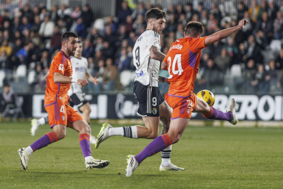 Imagen del partido entre el Burgos CF y el Albacete.