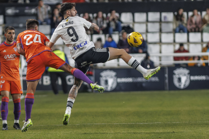 Imagen del partido entre el Burgos CF y el Albacete.