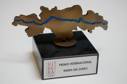 Escritores de 38 países han participado en la VIII edición del Premio Ribera del Duero de Narrativa Breve.