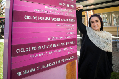 Leticia Alonso, directora del instituto Diego Marín Aguilera.