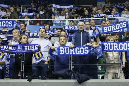 Imagen del público durante el partido entre el San Pablo Burgos y el Gipuzkoa.