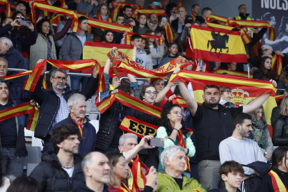 Imagen del público durante el partido entre España y República Checa.