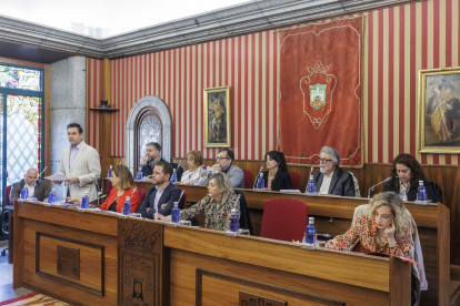 Grupo municipal socialista, durante un momento del Pleno ordinario del mes de abril en el Ayuntamiento de Burgos.