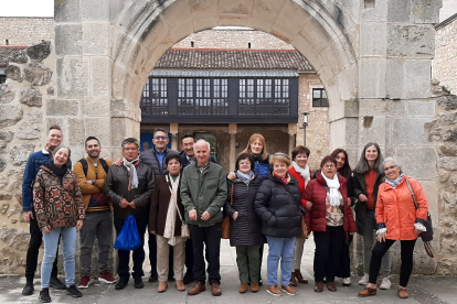 Dos expertos de Portugal y Finlandia visitan la UBU para conocer el funcionamiento del Programa Interuniversitario de la Experiencia.