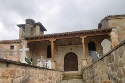Iglesia de San Juan Bautista de Rabanera, construida a finales del siglo XVI.