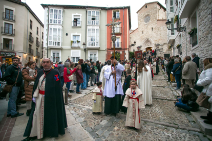 Imagen de la procesión del Cristo de Burgos.