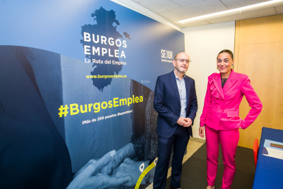 José Vicente Ortega y Laura Cantero, en la presentación de la ruta 'Burgos Emplea' de Clece.