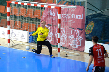 Imagen del partido del UBU San Pablo Burgos y el Valinox.