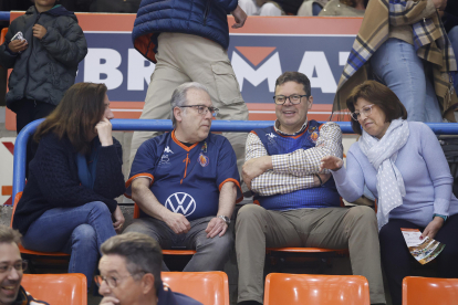 Imagen del partido entre el Grupo Ureta Tizona Burgos y Guuk Gipuzkoa.