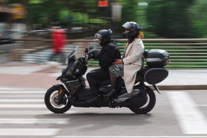 Cerca de un centenar de motoristas se han unido a la propuesta