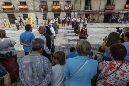 Tradicional procesión de El Curpillos en el Monasterio de las Huelgas.
