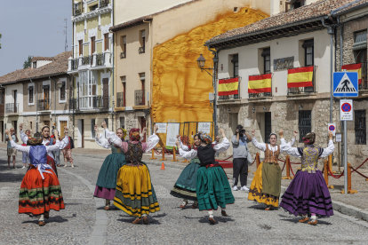 Tradicional procesión de El Curpillos en el Monasterio de las Huelgas.