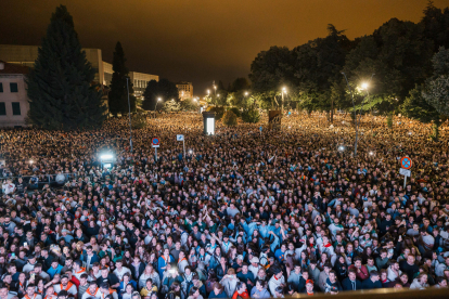 Imagen del público en el concierto de La Oreja de Van Gogh.