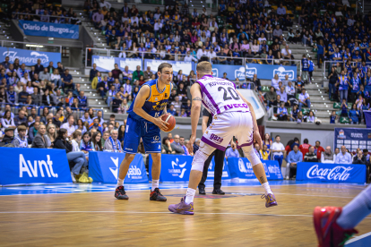 Millán Jiménez, durante un parido del Longevida San Pablo Burgos.