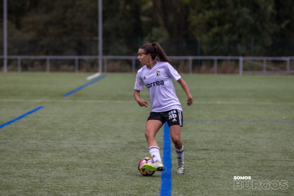 Imagen de la jugadora del Burgos CF Femenino Rebeca Cuesta.
