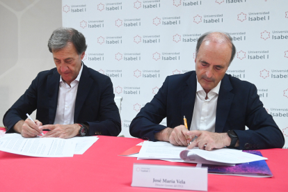 El director gerente de ITCL, José María Vela, y el rector de la Universidad Isabel I,
Alberto Gómez Barahona, han rubricado el convenio.