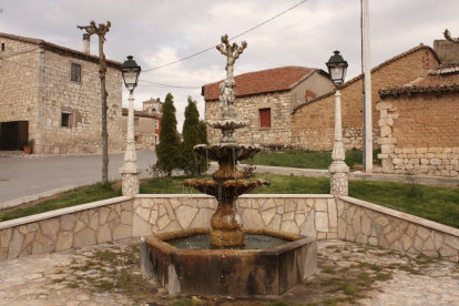 Vista de la fuente de Buniel.