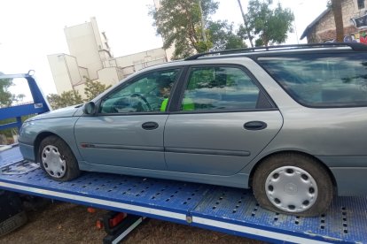 El coche de la presidenta de la asociación Amigos del Fuentelcésped ha sufrido dos ataques en 15 días