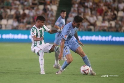 Imagen del partido entre el Córdoba y el Burgos CF.