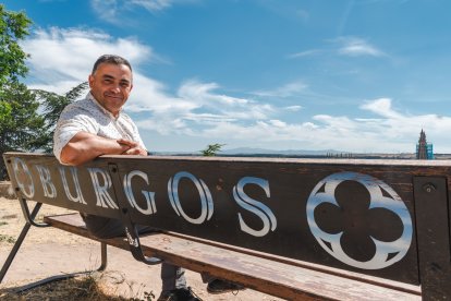 Un enamorado de Burgos que está divulgando su belleza por todo el mundo.