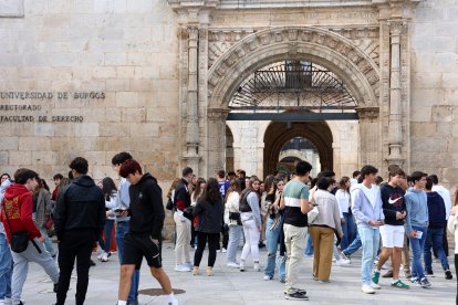 Bienvenida nuevos estudiantes.