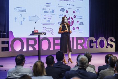 Alicia Richart, directora general de Afiniti, durante su intervención en la apertura del Foro Burgos.