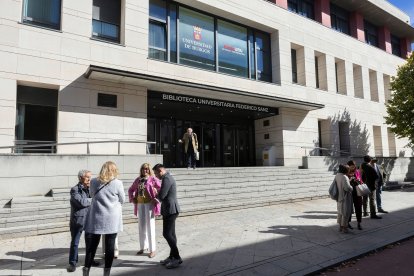 Un acto de homenaje a uno de los 'padres' de la universidad burgalesa.