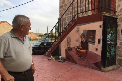 Obra dedicada a la lectura en Villarmero, esta imagen desapareció por la construcción de un elemento urbano.