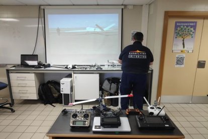 Laboratorio de drones en la Universidad de Burgos.