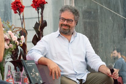 Sergio del Molino, en un acto de la Feria del Libro de Santander 2024.