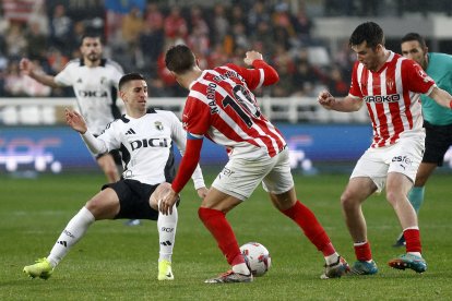 Ojeda, durante el partido contra el Sporting.