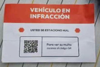 Multa falsa depositada en coches aparcados en Burgos.