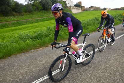 Mario Aparicio se mostró al ataque en el terreno montañoso.