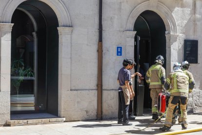 Incendio en el restaurante Cobo.