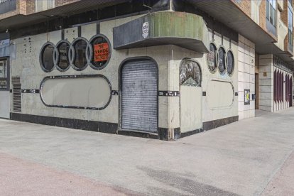Estado actual del exterior de la cafetería Olimpia.