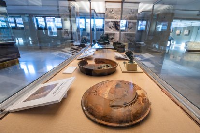 El Museo de Burgos cuenta con 100.000 conjuntos de relevancia formado por diferentes elementos, objetos o trozos que cuentan la historia de Burgos.